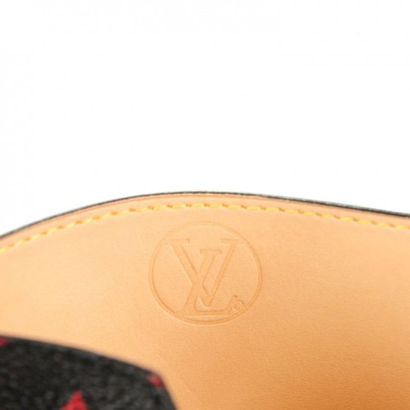 ❌❌ Louis Vuitton Infrarouge VIP Gift card holder wallet Red/Black Monogram LV - Picture 8 of 9